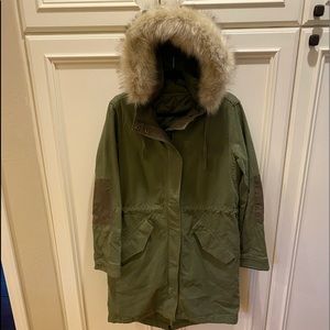 GAP PARKA W/Faux Fur